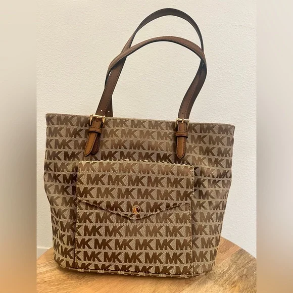 Michael Kors Jet Set MD PKT MF Tote - NWT - Picture 2 of 11